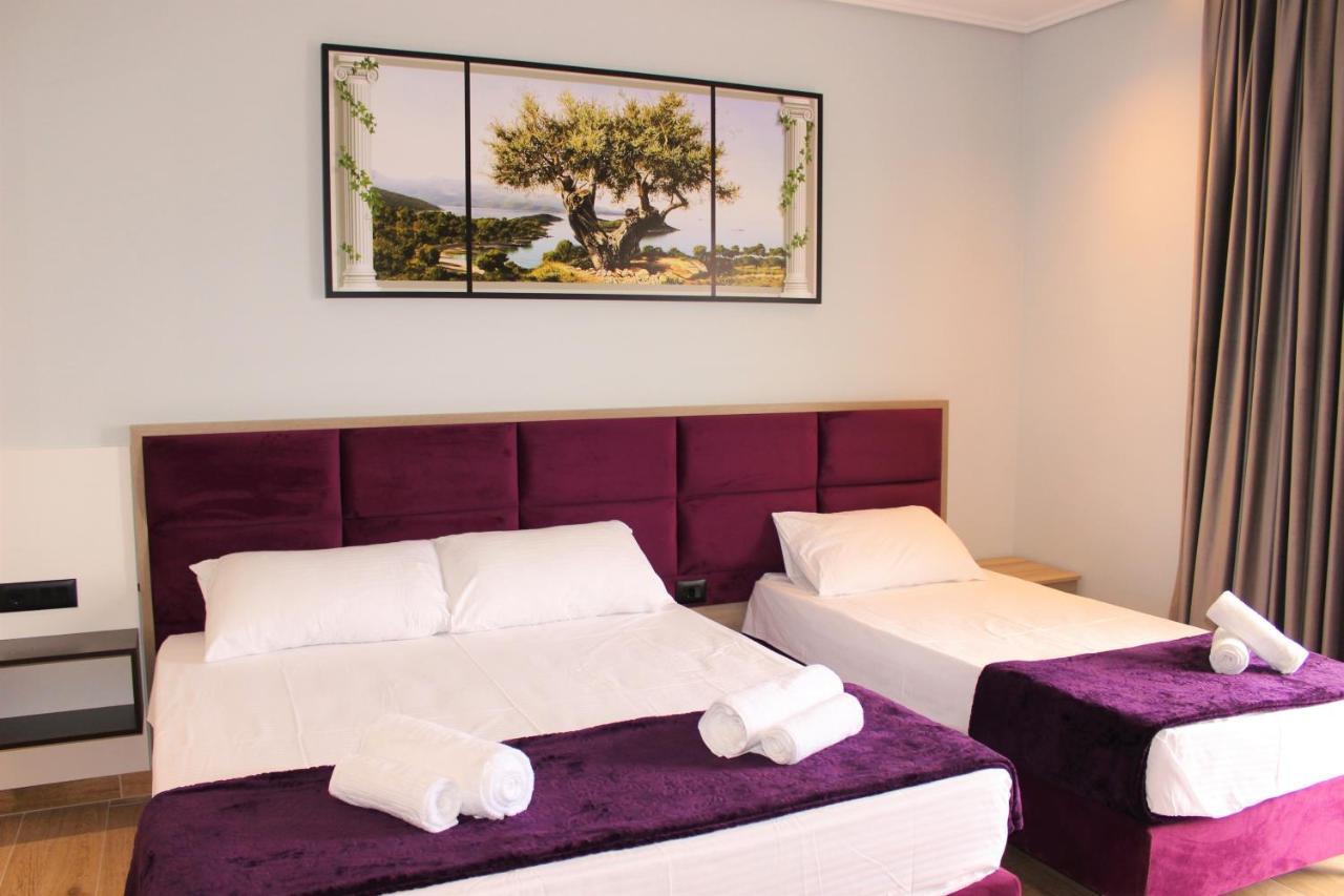 Bebi Hotel And Apartments Sarandë Eksteriør bilde