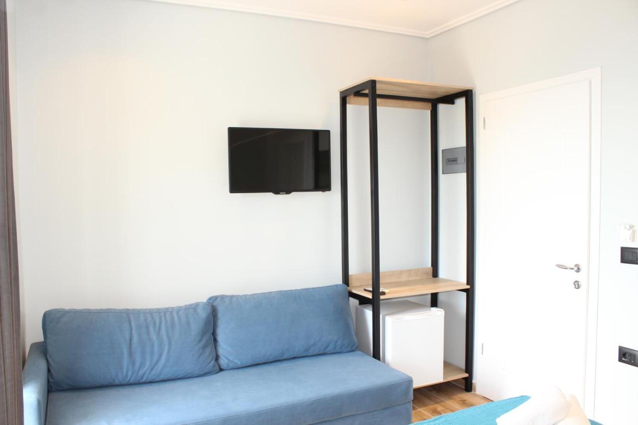 Bebi Hotel And Apartments Sarandë Eksteriør bilde