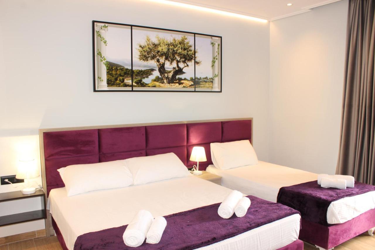 Bebi Hotel And Apartments Sarandë Eksteriør bilde